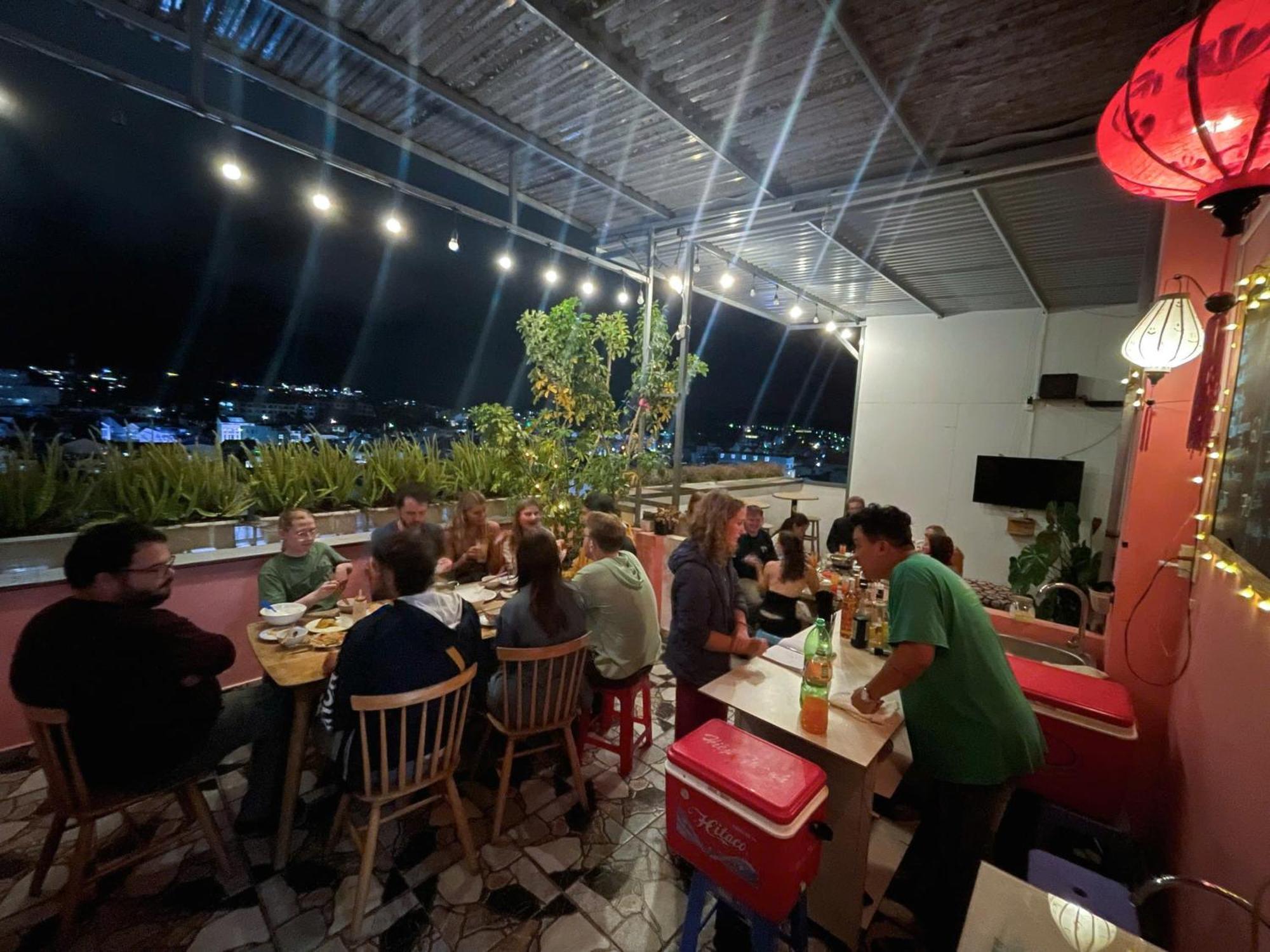 Dalat Backpacker'S Alley Hostel ภายนอก รูปภาพ